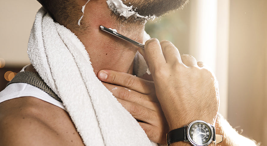 Hoe scheer je met een straight razor? Complete beginners gids voor klassiek scheren